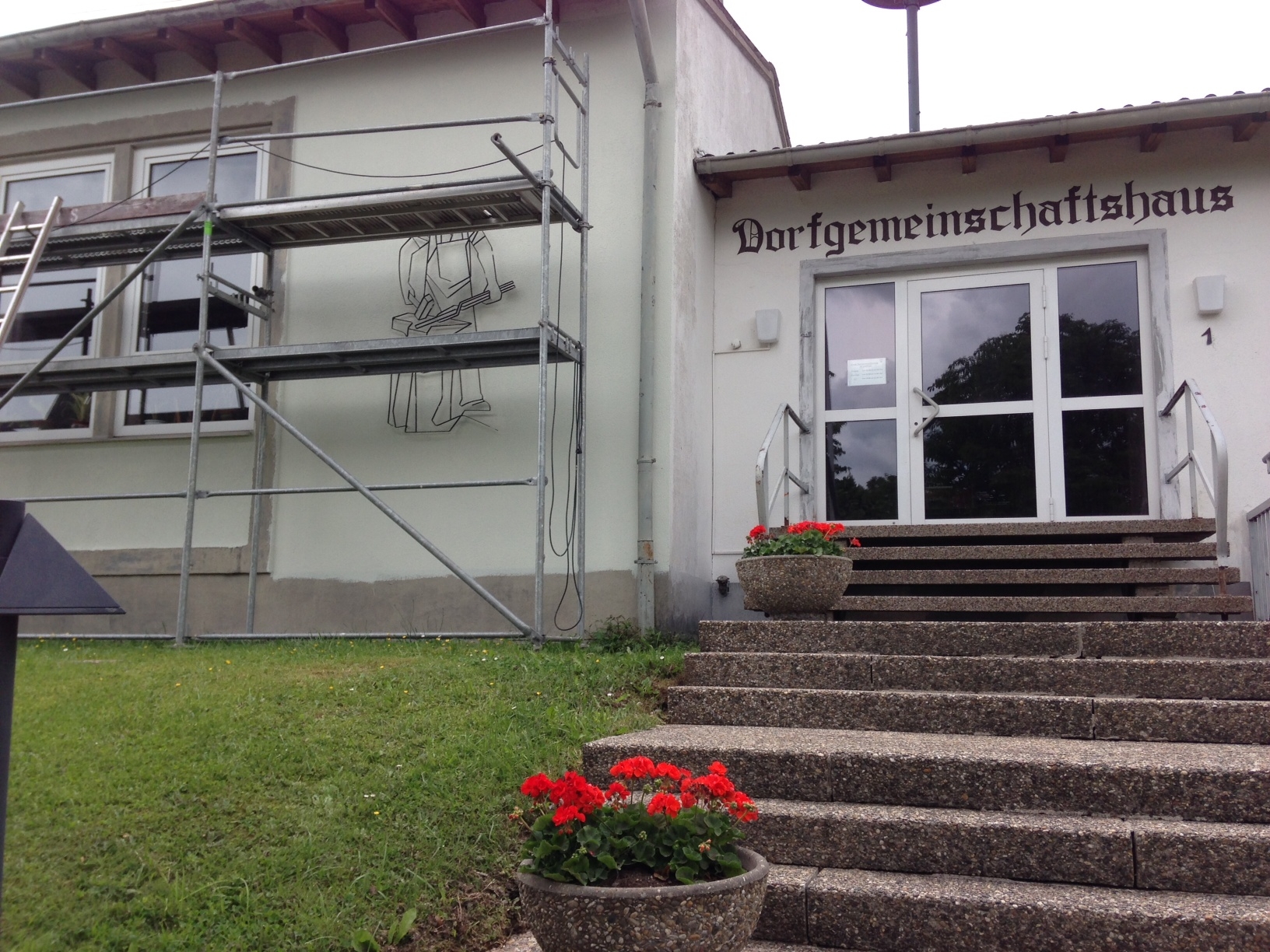 Anstrich Gemeinschaftshaus 04.06.2014