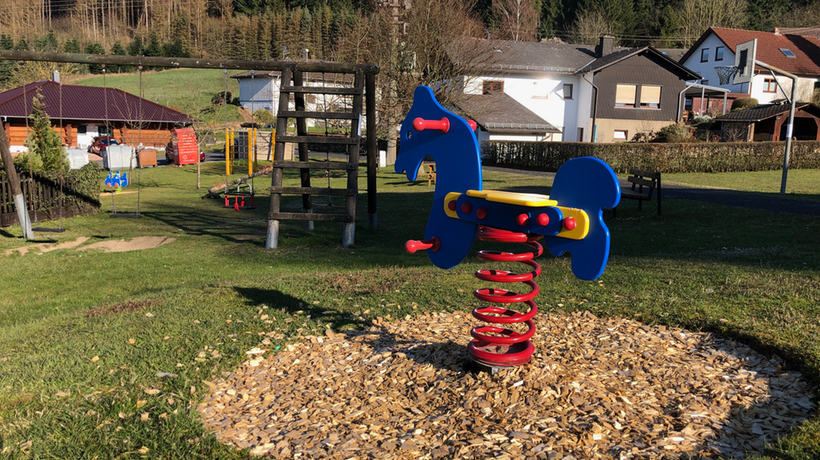 Der Spielplatz in Schmißberg